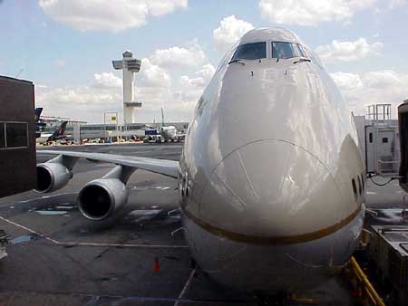 747 at gate